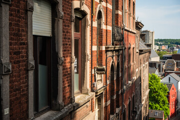 Fototapeta premium Die Montagne de Bueren, Bueren Treppe, Sehenswürdigkeit in der Altstadt von Lüttich, Belgien