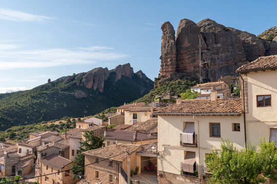 Ag&uuml;ero and Mallos de Ag&uuml;ero. Hoya de Huesca. Huesca, Aragon