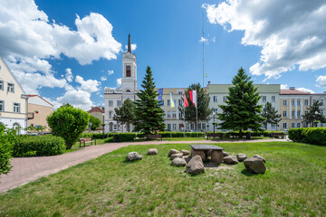 Ratusz miejski w Ostrołęce, Polska © Tomasz Warszewski