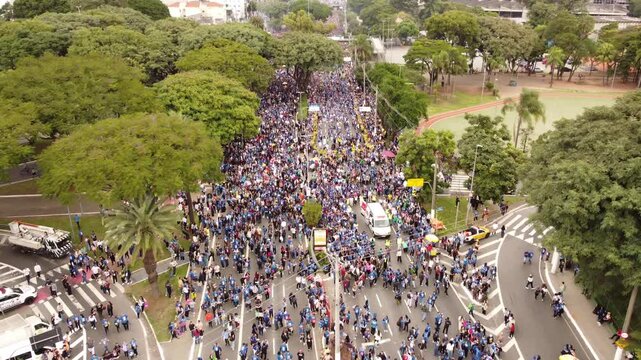 SAO PAULO, BRAZIL &ndash; JUNE 4, 2026 &mdash; The "March for Jesus" gathered thousands of believers in Sao Paulo during the Corpus Christi holiday. The Christian event was attended by religious leaders and polit