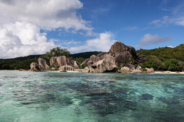 Obraz premium tropical island in the ocean