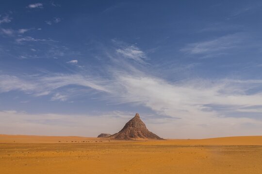 Desert scenery with striking rock, Sahara, North of Chad
