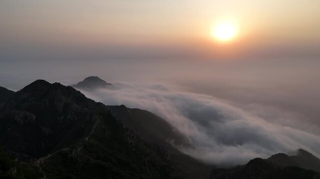 Cinematic Sunrise in the Mountains of China &ndash; Misty Peaks and Endless Nature