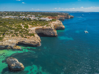 Praia do Carvalho, Algarve, Portugal © Aleksandra