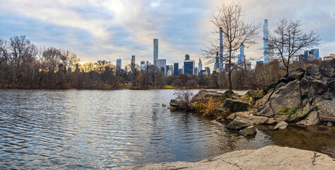 Obraz premium Central Park, New York City at the lake