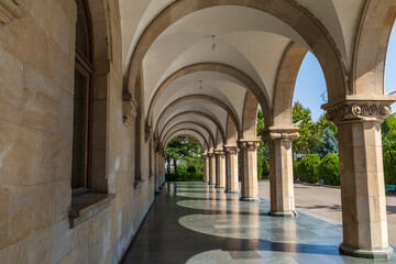 Obraz premium Western Asia, South Caucasus, Republic of Georgia, Shida Kartli, Dzveli Gori, Gori. Arches near the Stalin Museum.