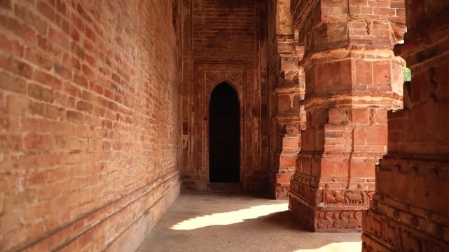 The Madanmohan Temple in Bishnupur is one of the architectural monuments of terracotta art. Animals, Birds, Black Sapphire, 10 Avatars and other mythological stories are depicted in architecture.
