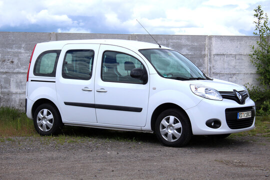 Vinnytsia, Ukraine; May 30, 2026. White Renault Kangoo passenger van at the city street. New small people-carrying MPV Renault Kangoo Van at the parking. Compact van, Family MPV, Transporting 