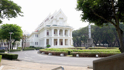 Naklejka premium Traditional White Thai Architecture at Chulalongkorn University Campus in Bangkok