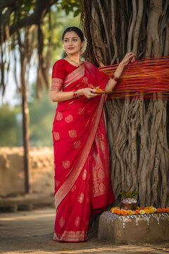 Elegant Vat Purnima Vat Savitri Vrat Design, Vata Pournami Festival Celebration and Hindu Tradition