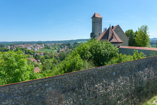 Burg Veldenstein in Neuhaus Pegnitz am Pegnitztalradweg Bayern Mittelfranken N&uuml;rnberger Land