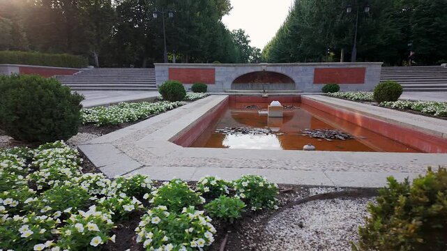 Entrance walk to the Retiro Park through the Puerta de Alcala, Madrid
