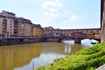 Fototapeta premium Arno river view in florence italy