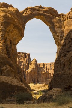 Third largest rock arch in the world, Ennedi plateau, Chad