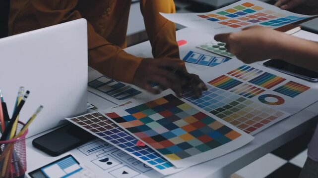 team of UI UX web designer are working together to develop mobile responsive websites with UI UX front end designer previews, UI UX web development ideas, front end designer. application development