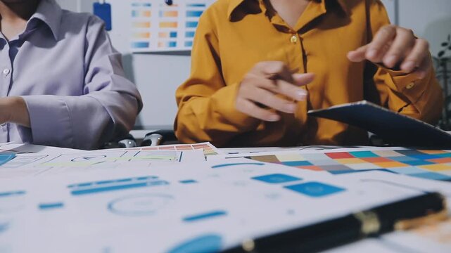 team of UI UX web designer are working together to develop mobile responsive websites with UI UX front end designer previews, UI UX web development ideas, front end designer. application development