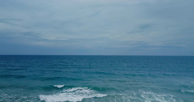sea waves and sky horizon aerial view