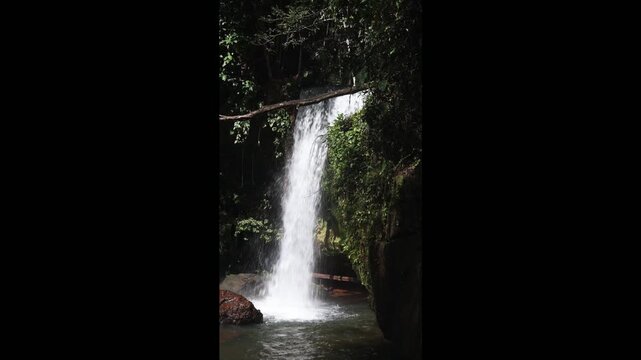 Cachoeira no distrito de Taquaru&ccedil;u, cidade de Palmas, Estado de Tocantins, Brasil