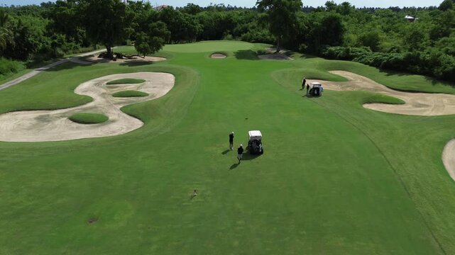 4k 30 fps drone shoot of golf corse 7
