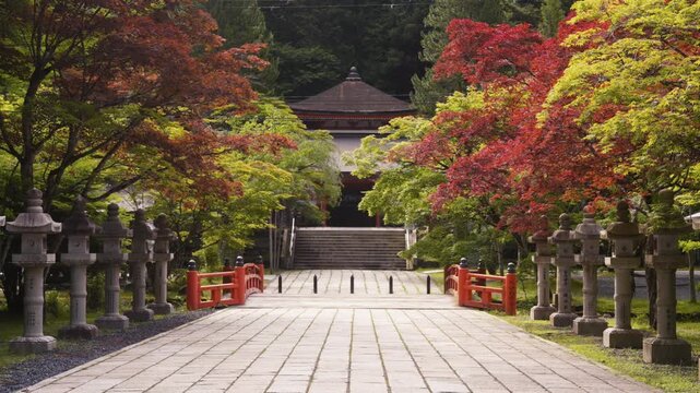 Eireiden Memorial Hall at Okunoin, Koyasan &ndash; UNESCO World Heritage, Wakayama, Japan　世界遺産 高野山「奥之院の英霊殿」和歌山県高野町