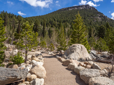 Hiking trail to the alluvial fan in Rocky Mountains National Park in Colorado, USA 