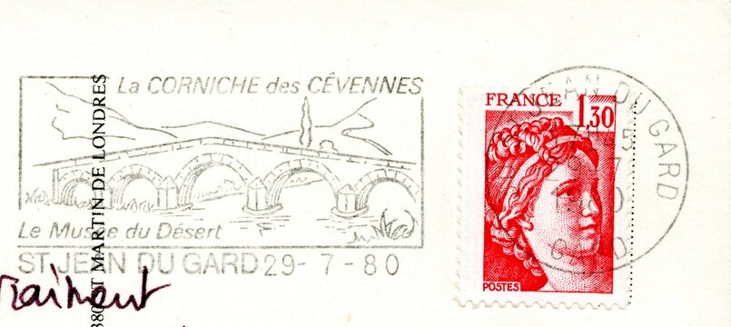 Un timbre FRANCE avec un tampon LA CORNICHE DES C&Eacute;VENNES.LE MUS&Eacute;E DU D&Eacute;SERT.ST JEAN DU GARD.29.7.80.