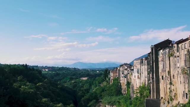 Vista panoramica della citt&agrave; vecchia di Sant'Agata D&egrave; Goti(Benevento , Campania , Italia )