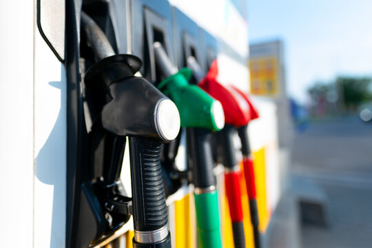 Petrol pump filling nozzles