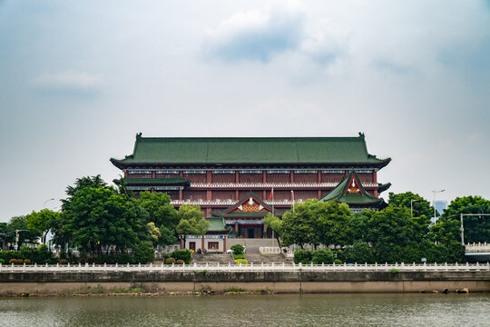 南昌市図書館　中国　江西省