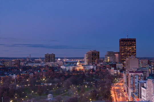 Buildings in a city at dusk, Parkman Bandstand, Massachusetts State House
