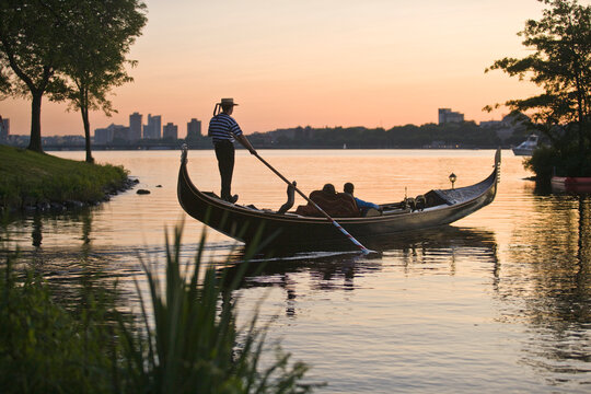 Man rowing a gondola, Charles River