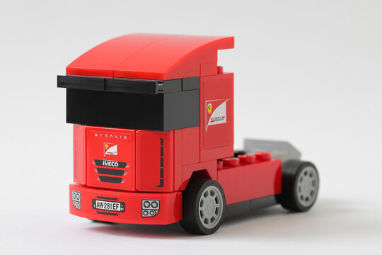 Lego truck Scuderia Ferrari