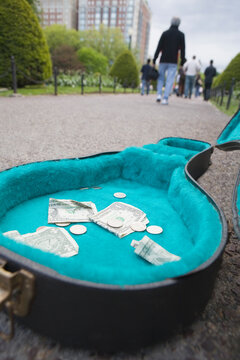 Money in a guitar case
