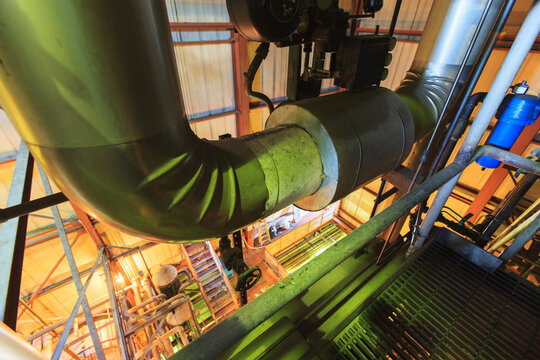 Vent ducting in electric power plant