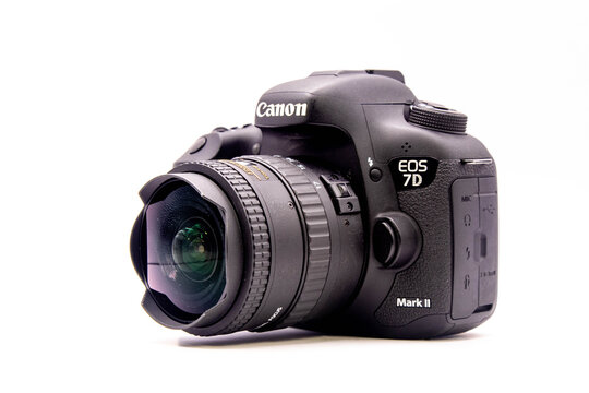 Canon 7d2 + fisheye lens
