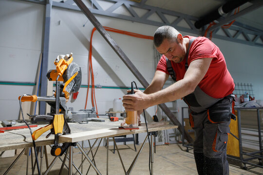 Chamfering a board