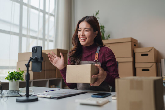 Asian seller live streaming new product packaging box