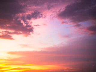 Obraz premium Sky sunset evening sunrise cloud weather dramatic landscape goldent and indigo color gradient pastel horizon, twilight yellow golden reflection morning nature environment energy ecosystem change