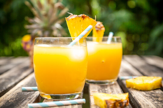 Two glasses of Pineapple Champage Cocktail