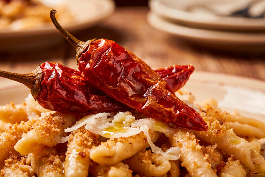 Authentic Italian Strascinati with Peperone Crusco and Mollica