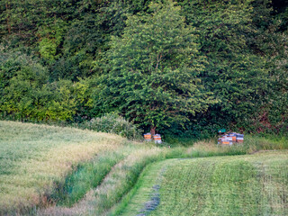 Briefkästen am Ackerrand © focus finder