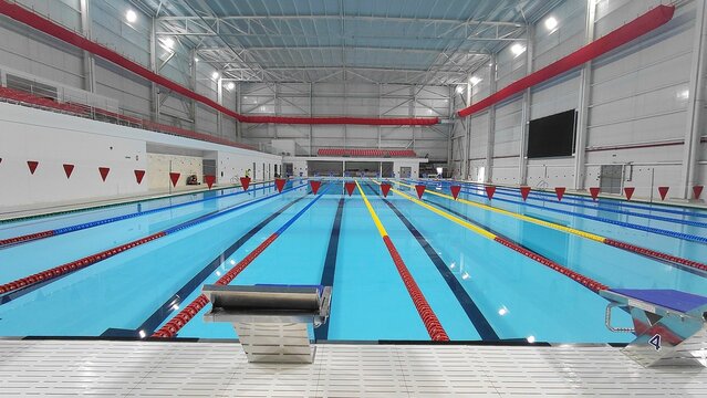 Nuevas piscinas de entrenamiento profesional y competitivo de ciudad de Panama