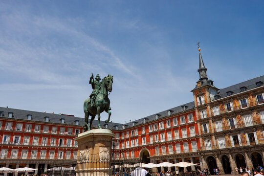Scenic of Plaza Mayor Square in Madrid, Spain, sunny day with blue sky.