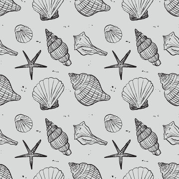 Seamless pattern with seashells and starfish for summer beach textile or ocean wallpaper design. Hand drawn vector sketch illustration in vintage crayon charcoal style