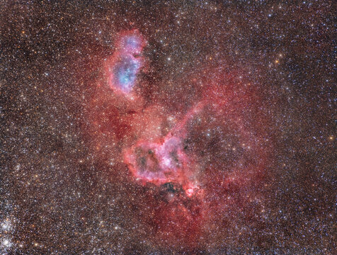 High Resolution Deep Sky Astrophotography &ndash; Stars, Nebulae and Cosmic Dust in Space