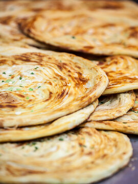 Large round flatbread typical of uyghur cuisine, Turpan, Xinjiang, China