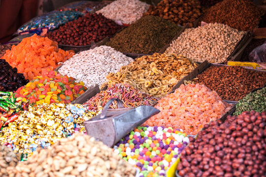 Chili peppers and spices for sale at the bazaar in Kashgar, China