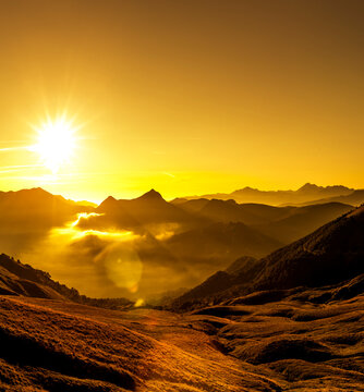 Sonnenaufgang am Col d&rsquo;Aubisque in den Franz&ouml;sischen Pyren&auml;en