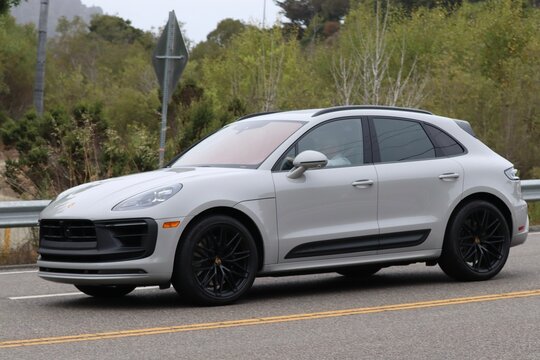 Porsche macan luxury sports car 