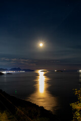 Fototapeta premium Full moon in Rio, Brasil